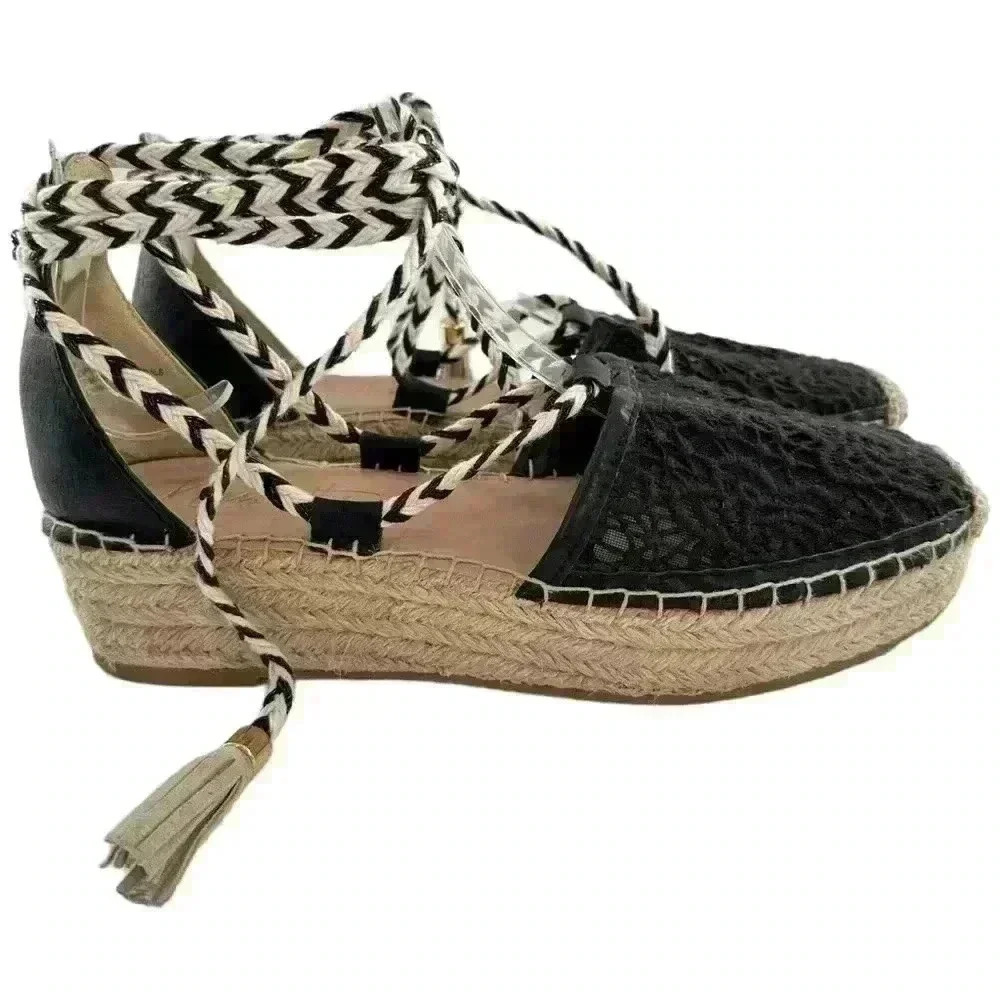 Nanette Nanette Lepore Bitsy1 flats size 8 black floral flatform Espadrilles